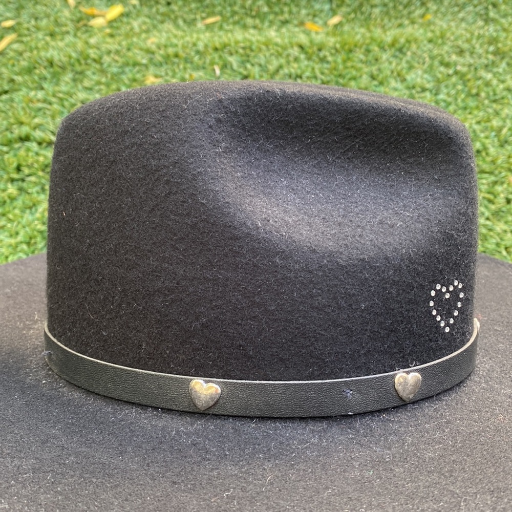 LHC Brands “Hearts” 100% Wool Hat - Picture 4 of 12